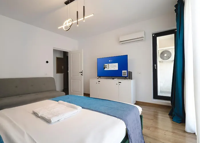 Aparthotel Smart 4*