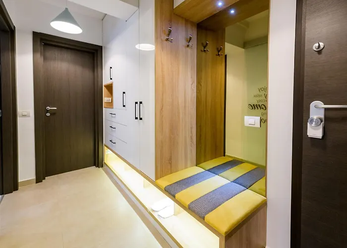 Smart 4* Бухарест