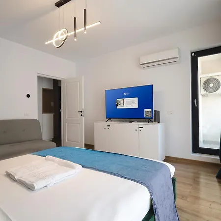 Aparthotel Smart 4*